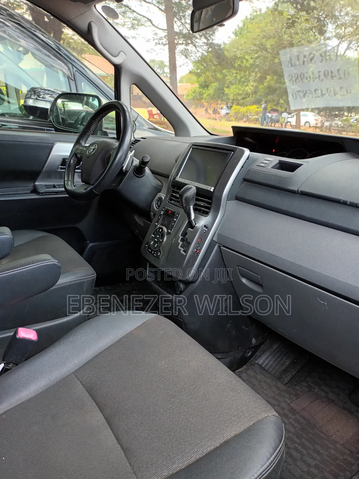 Toyota Voxy 2013 Black