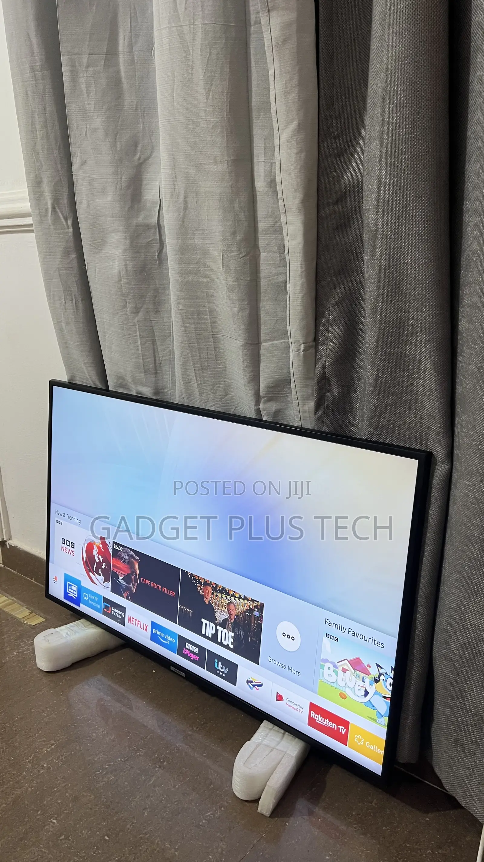 43” Samsung Uhd Smart Tv From Europe