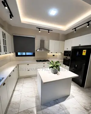 4bdrm House in Cantonments for sale