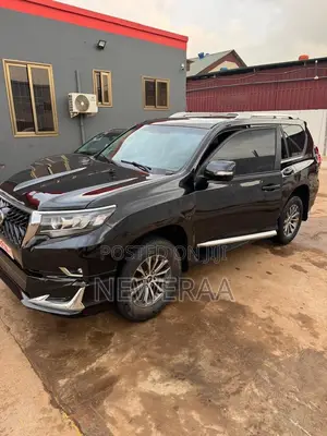 Toyota Land Cruiser Prado 2.7 2019 Black