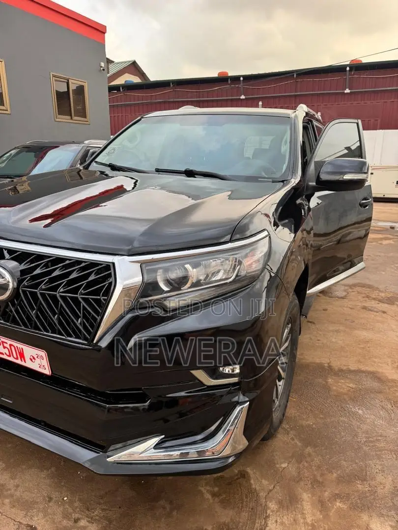 Toyota Land Cruiser Prado 2.7 2019 Black