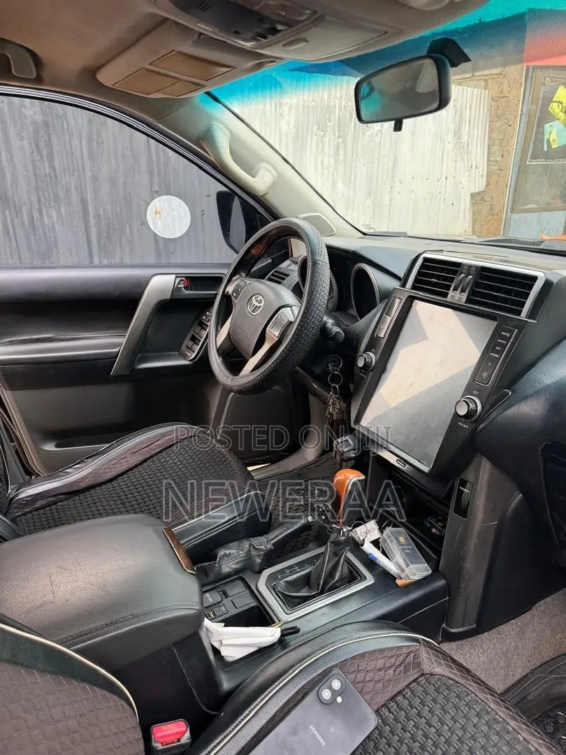 Toyota Land Cruiser Prado 2.7 2019 Black