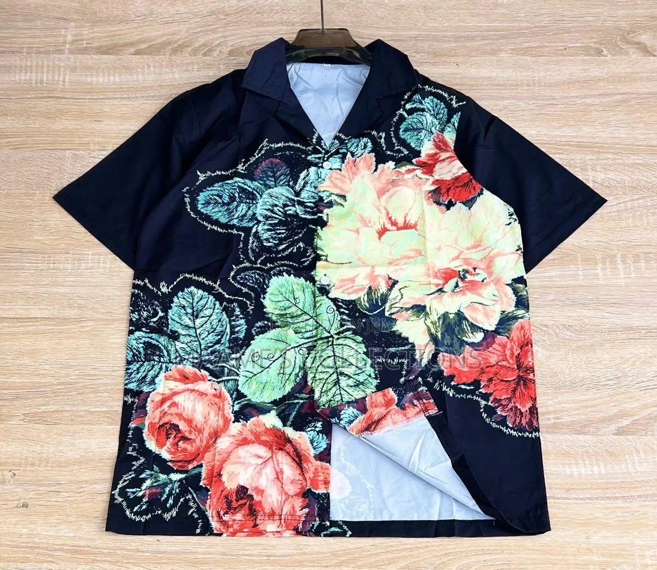 Unisex Cuban Collar Short Sleeve Summer Shirt.