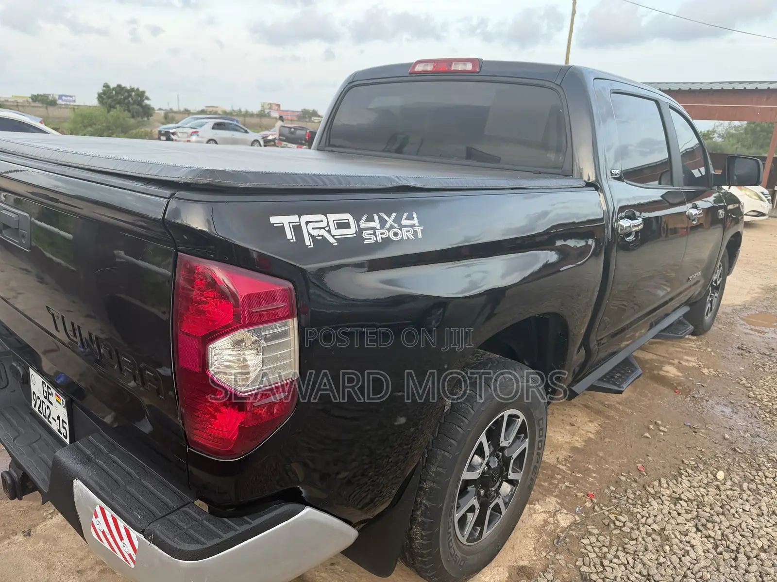 Toyota Tundra 2015 Black