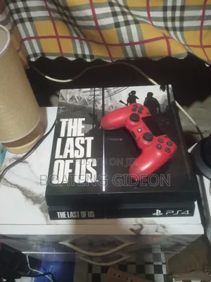 Ps 4 Console. Slim
