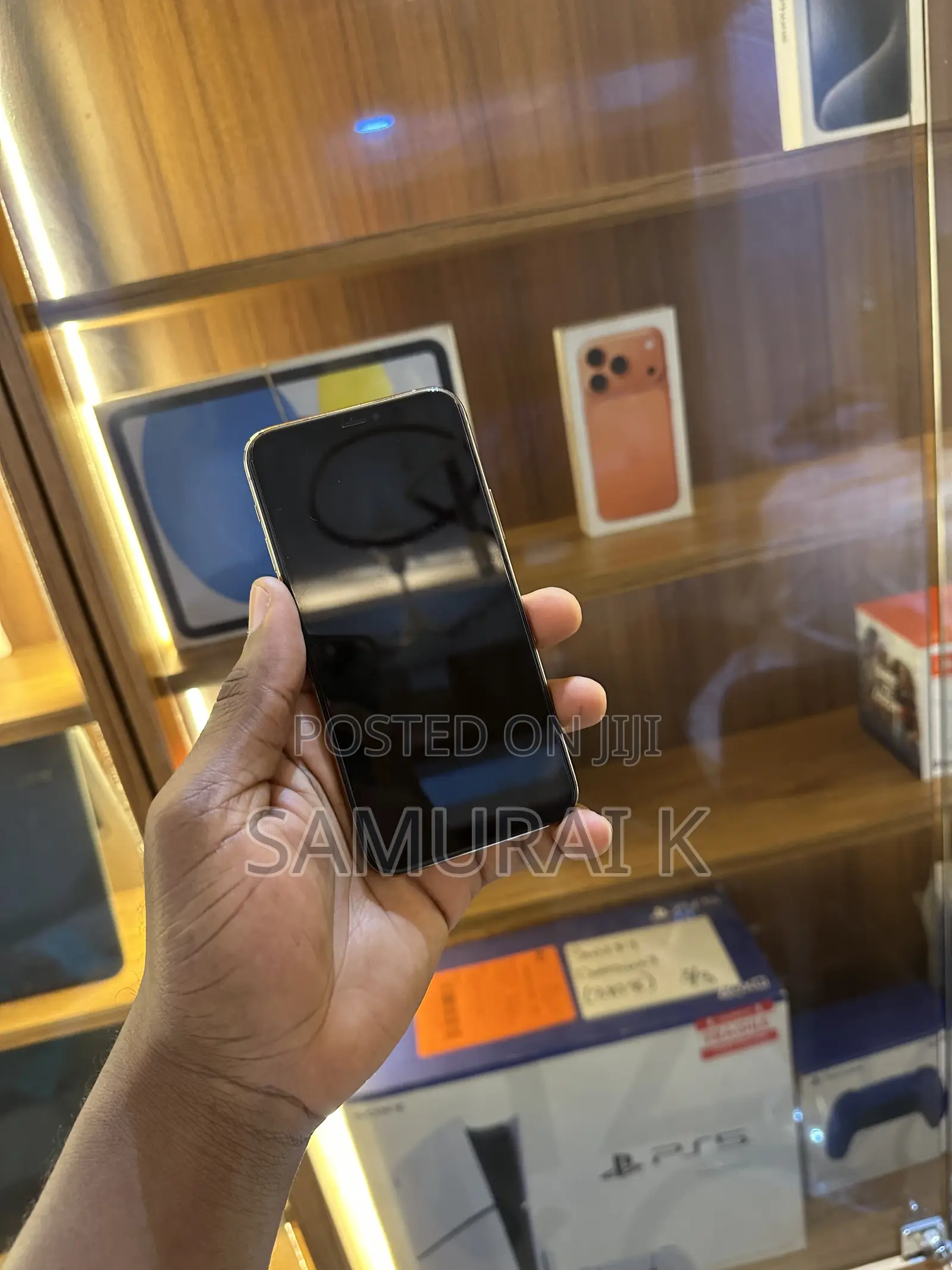Apple iPhone 11 Pro 64 GB Gold