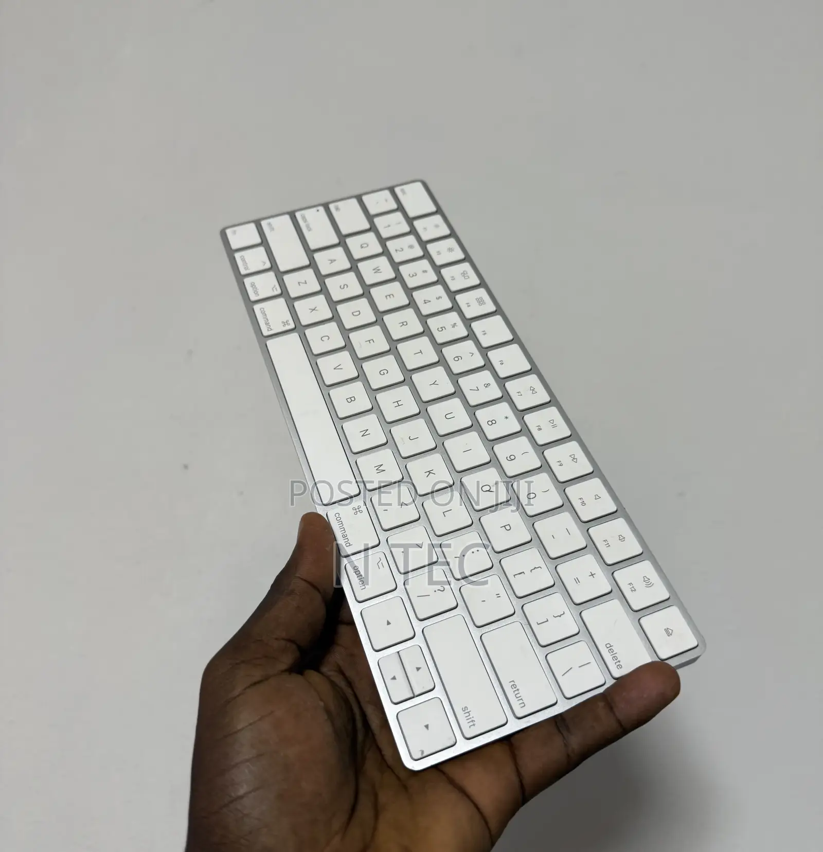 Magic Keyboard