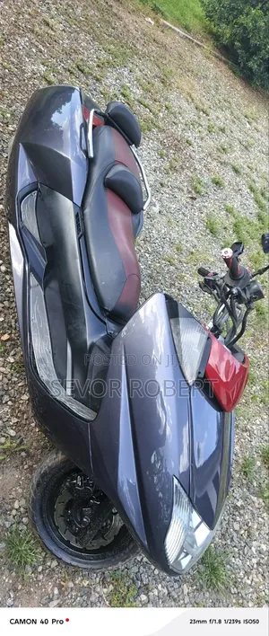 Max-S 1993 Black