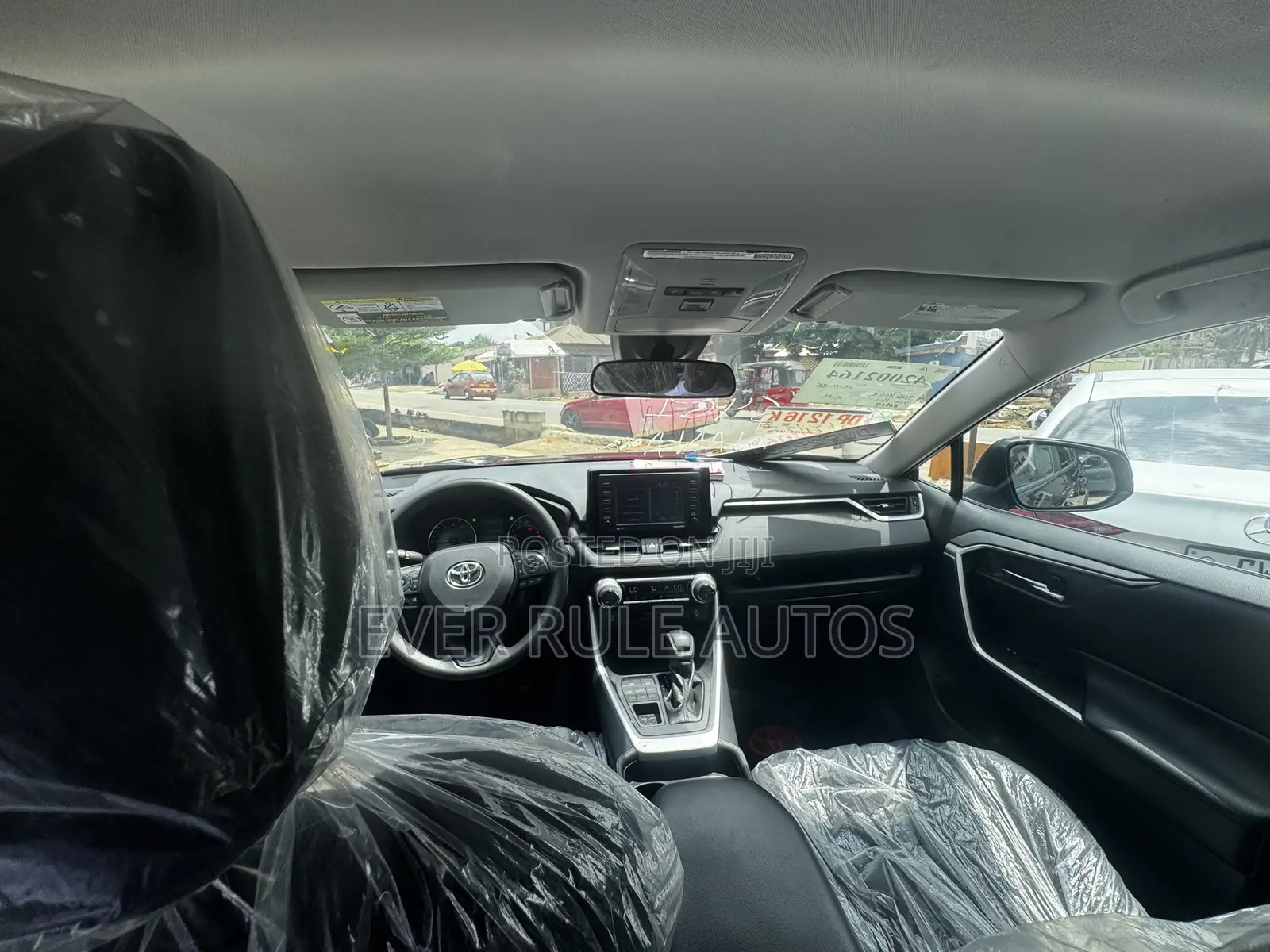 Toyota RAV4 LE 2021 Black