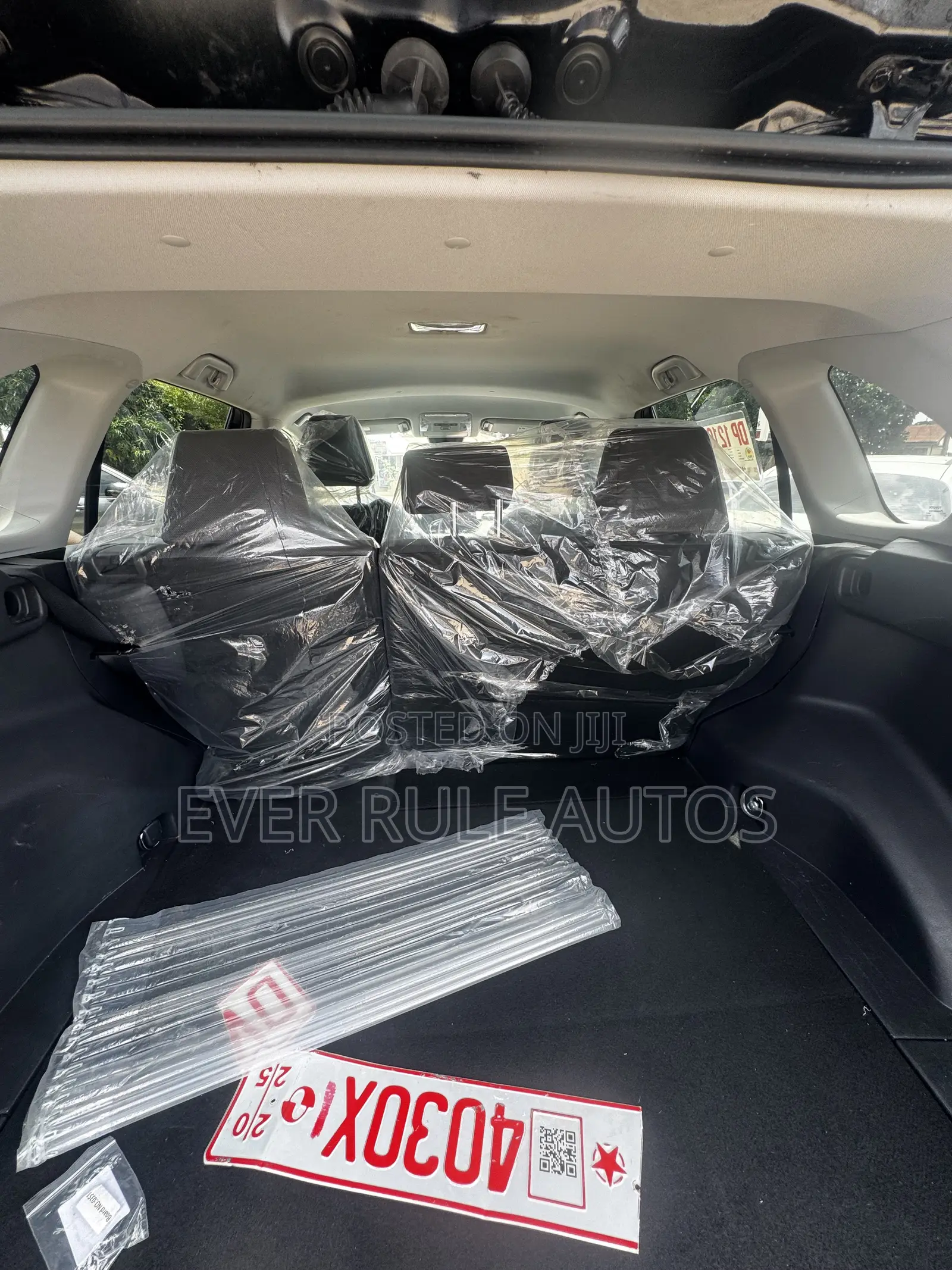 Toyota RAV4 LE 2021 Black