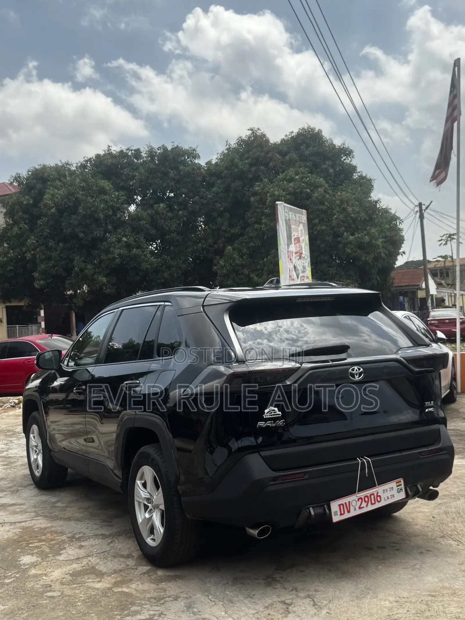 Toyota RAV4 LE 2021 Black