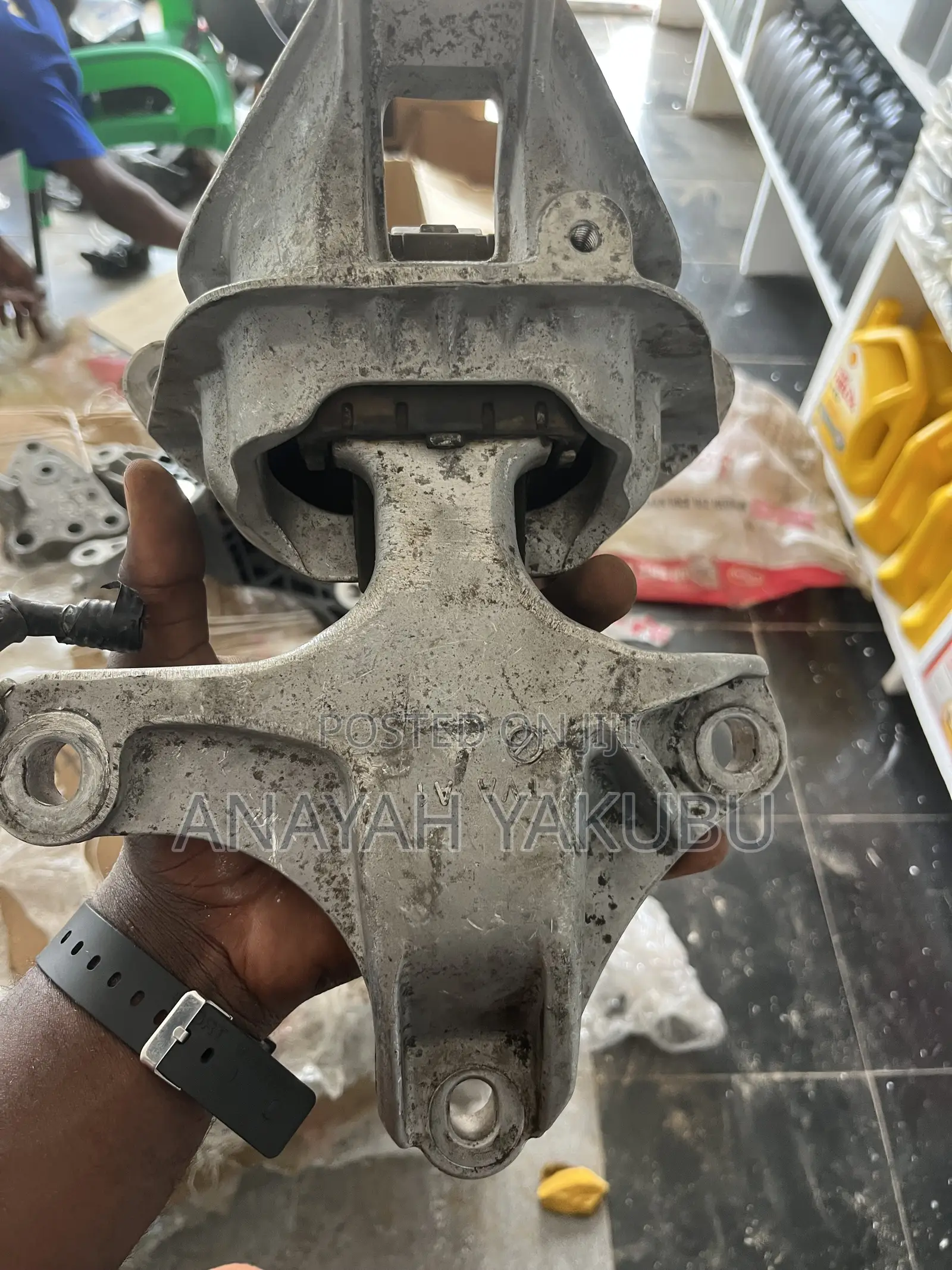 All Your Honda and Acura Engine Seats and Gearbox Seats Available