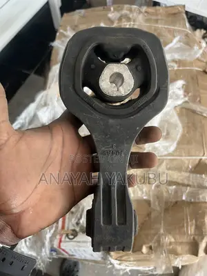 All Your Honda and Acura Engine Seats and Gearbox Seats Available