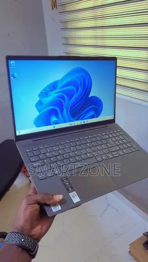 Laptop Lenovo 8GB Intel Core i5 SSD 256GB