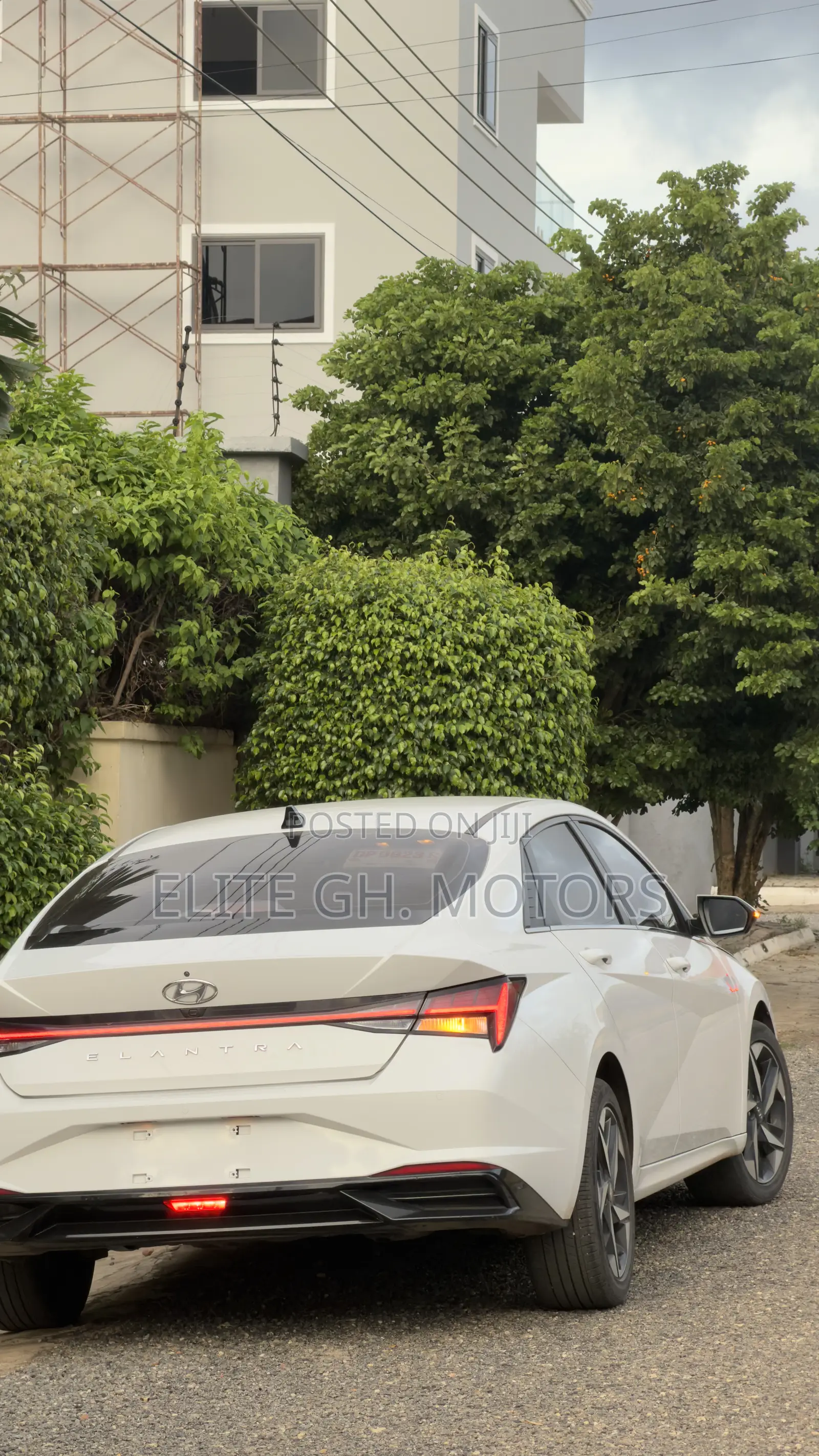 Hyundai Elantra 2023 White