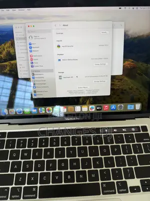 Laptop Apple MacBook Pro 2022 M2 8GB Apple M2 SSD 512GB