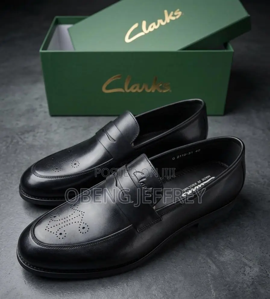 Original Clark’S Official Shoes in Brown/Black