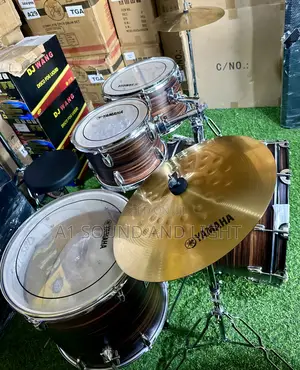 Yamaha Japan Series 5 Drum Set