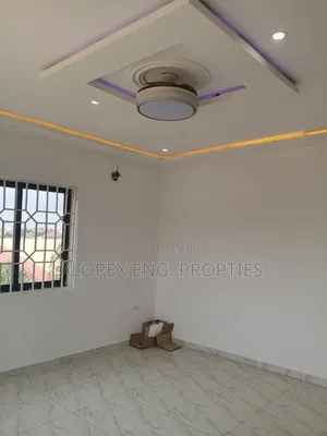 2bdrm Apartment in Pantang Hospital, New Site for rent
