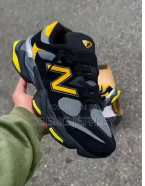 Original New Balance 9060 in Black/Yellow