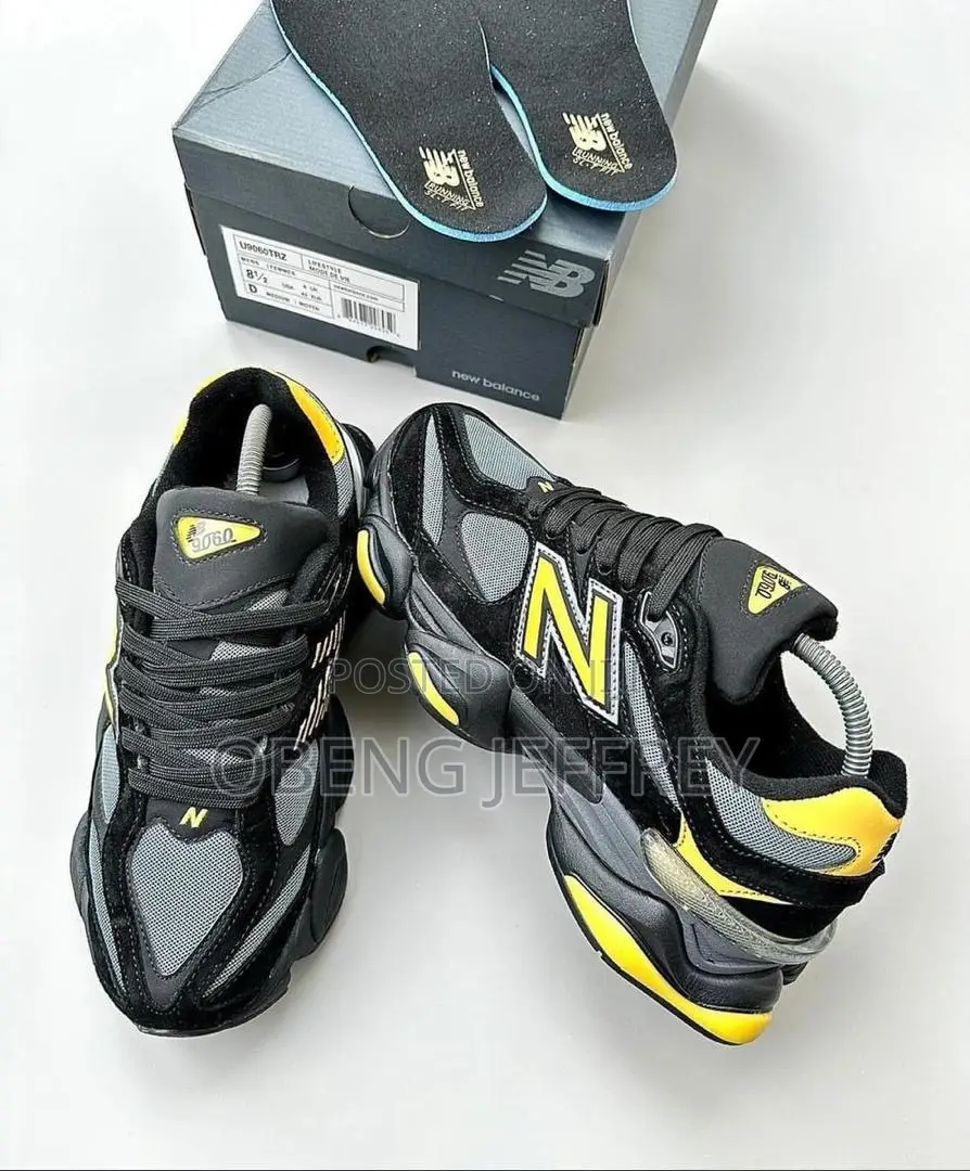 Original New Balance 9060 in Black/Yellow