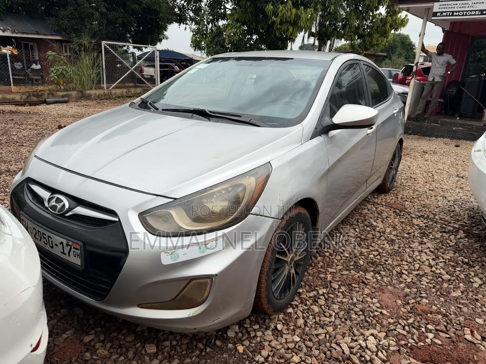 Hyundai Accent 2013 Silver
