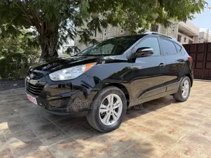 Hyundai Tucson Limited AWD 2012 Black