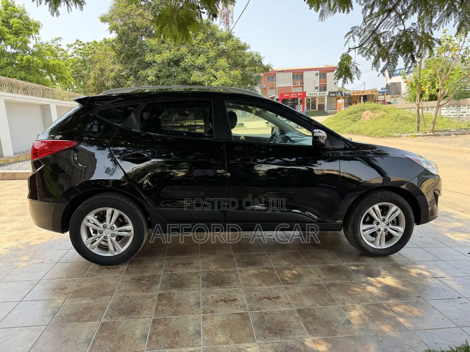 Hyundai Tucson Limited AWD 2012 Black