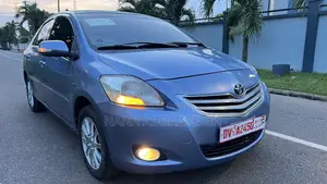 Toyota Yaris 2010 Blue