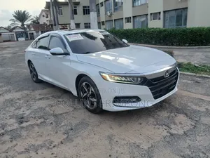 Honda Accord 2018 White