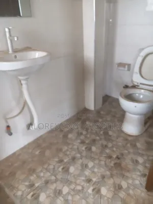 3bdrm Apartment in Amanfro, Frafraha for rent
