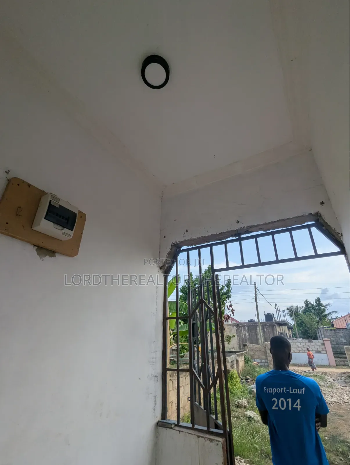 1bdrm Block of Flats in Pokuase for rent