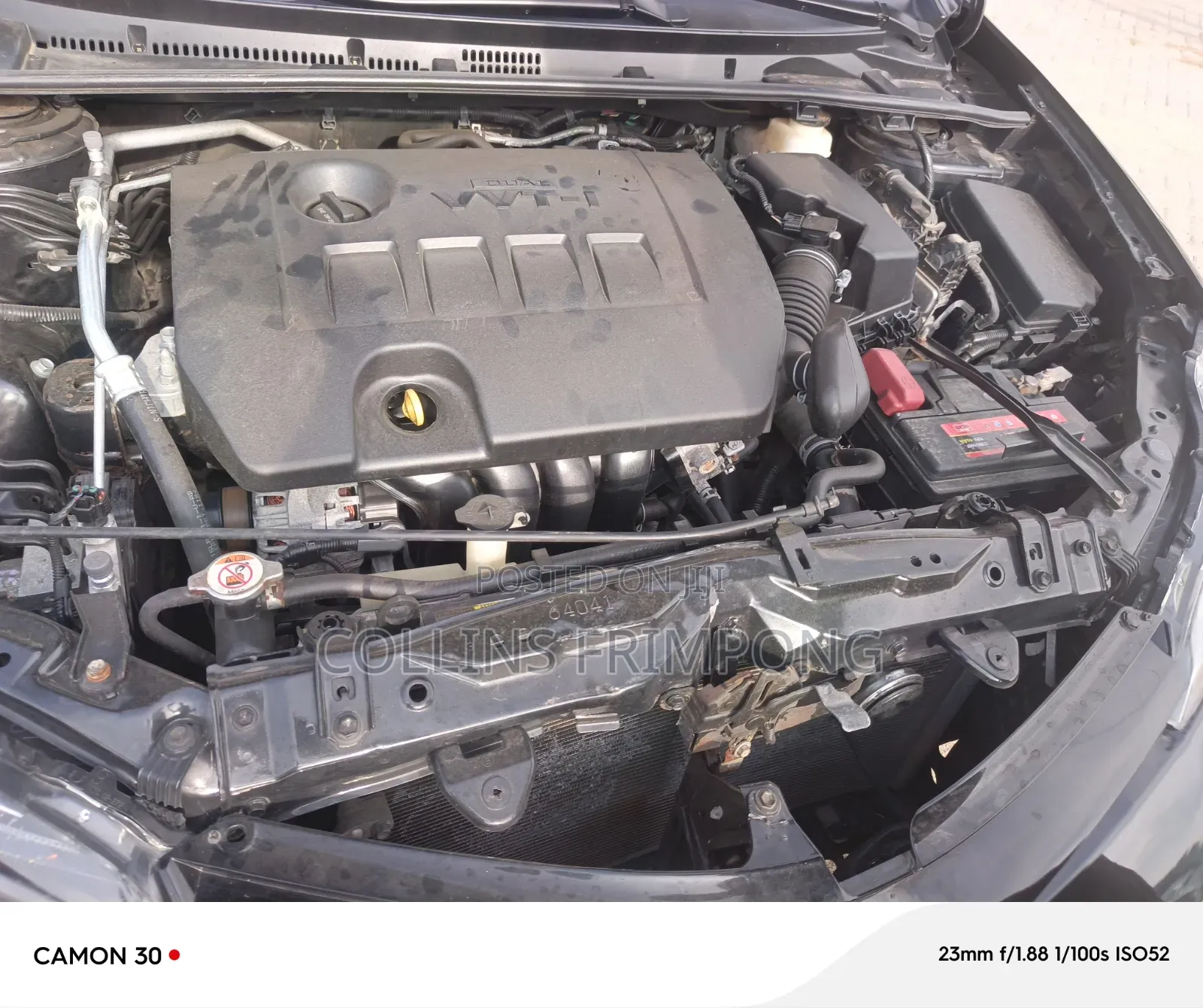 Toyota Corolla XLE (1.8L 4cyl 2A) 2018 Black