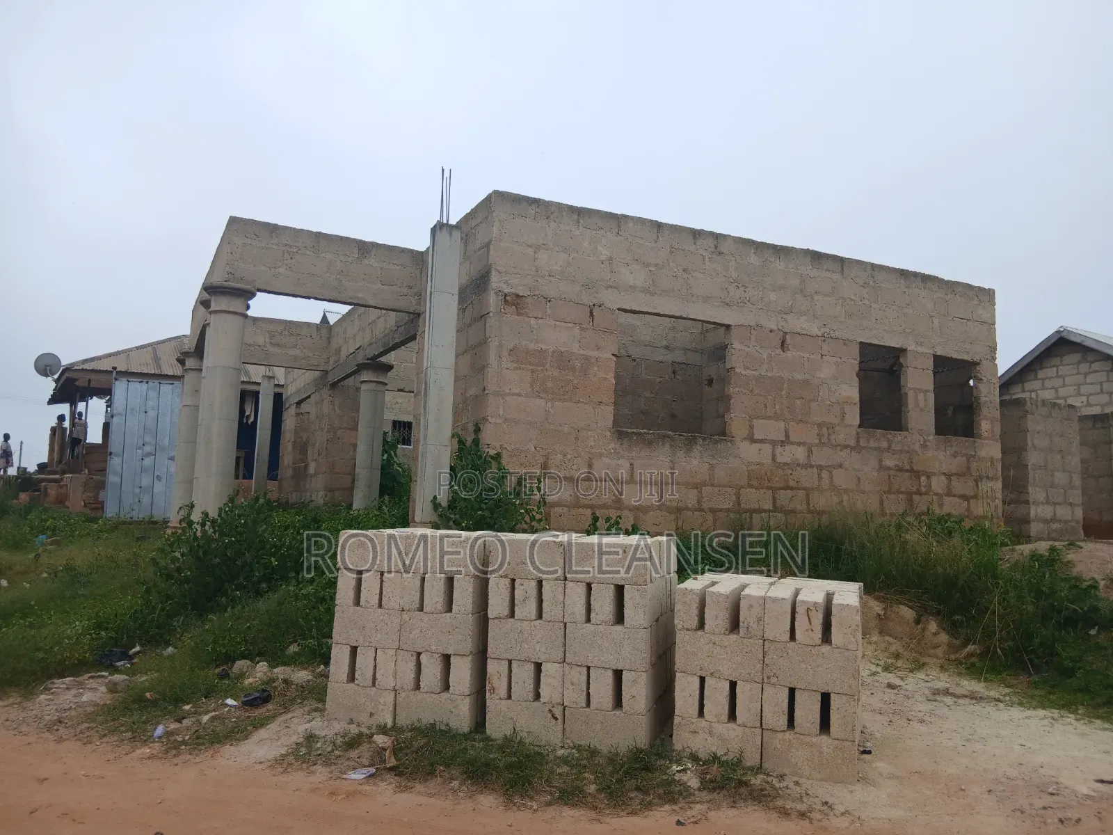 1bdrm House in Atonsu Aputuogya, Kumasi Metropolitan for sale