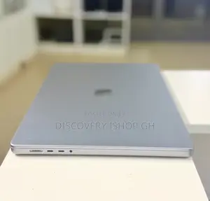 Laptop Apple MacBook Pro 2021 M1 32GB Apple M1 Pro SSD 1T