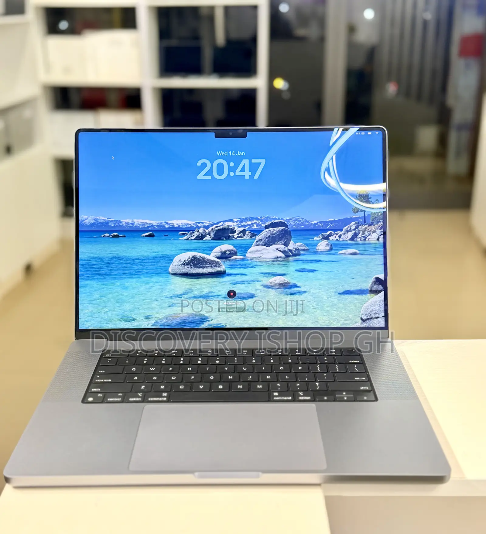 Laptop Apple MacBook Pro 2021 M1 32GB Apple M1 Pro SSD 1T