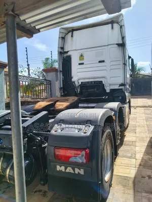 Man Diesel Euro 6 Truck Head