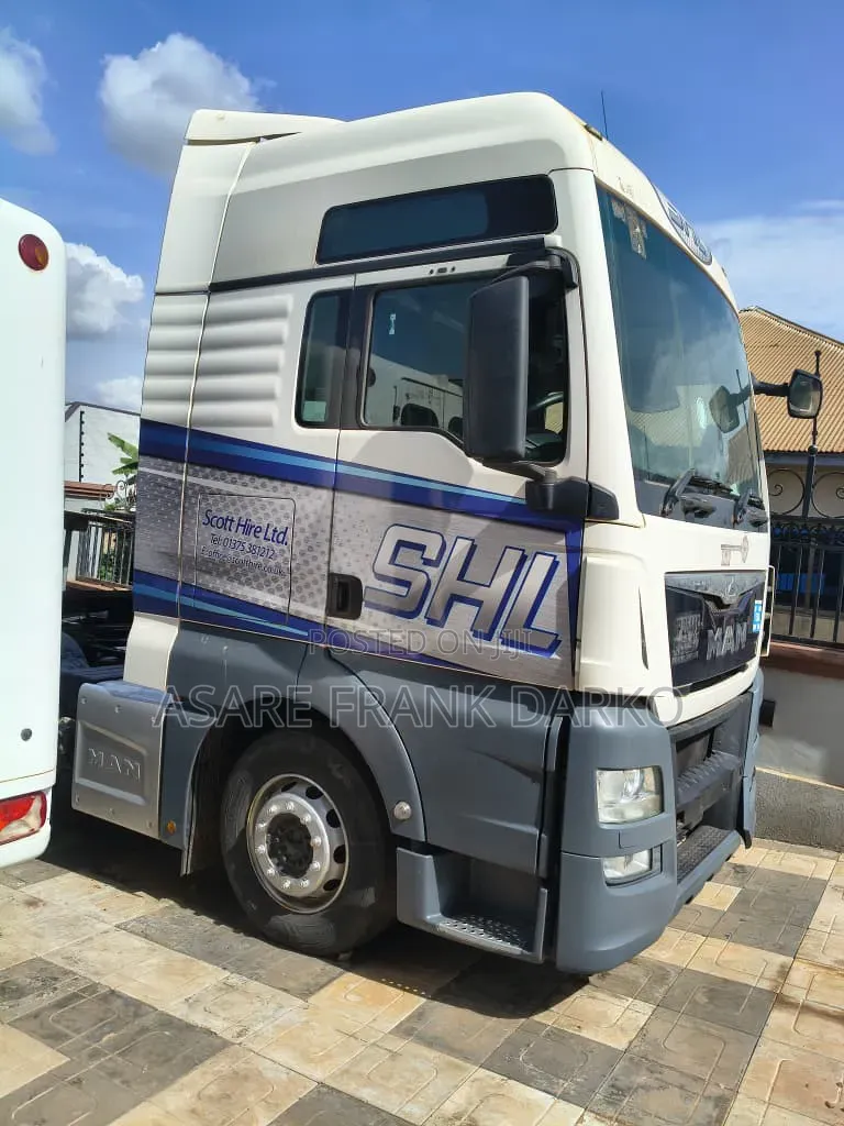 Man Diesel Euro 6 Truck Head