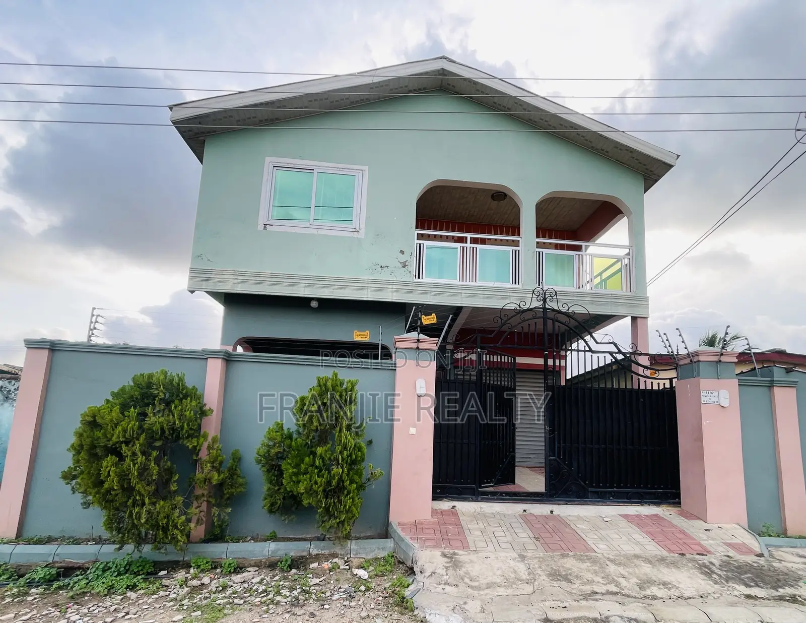 5bdrm House in Franjie Realty, Kasoa for rent
