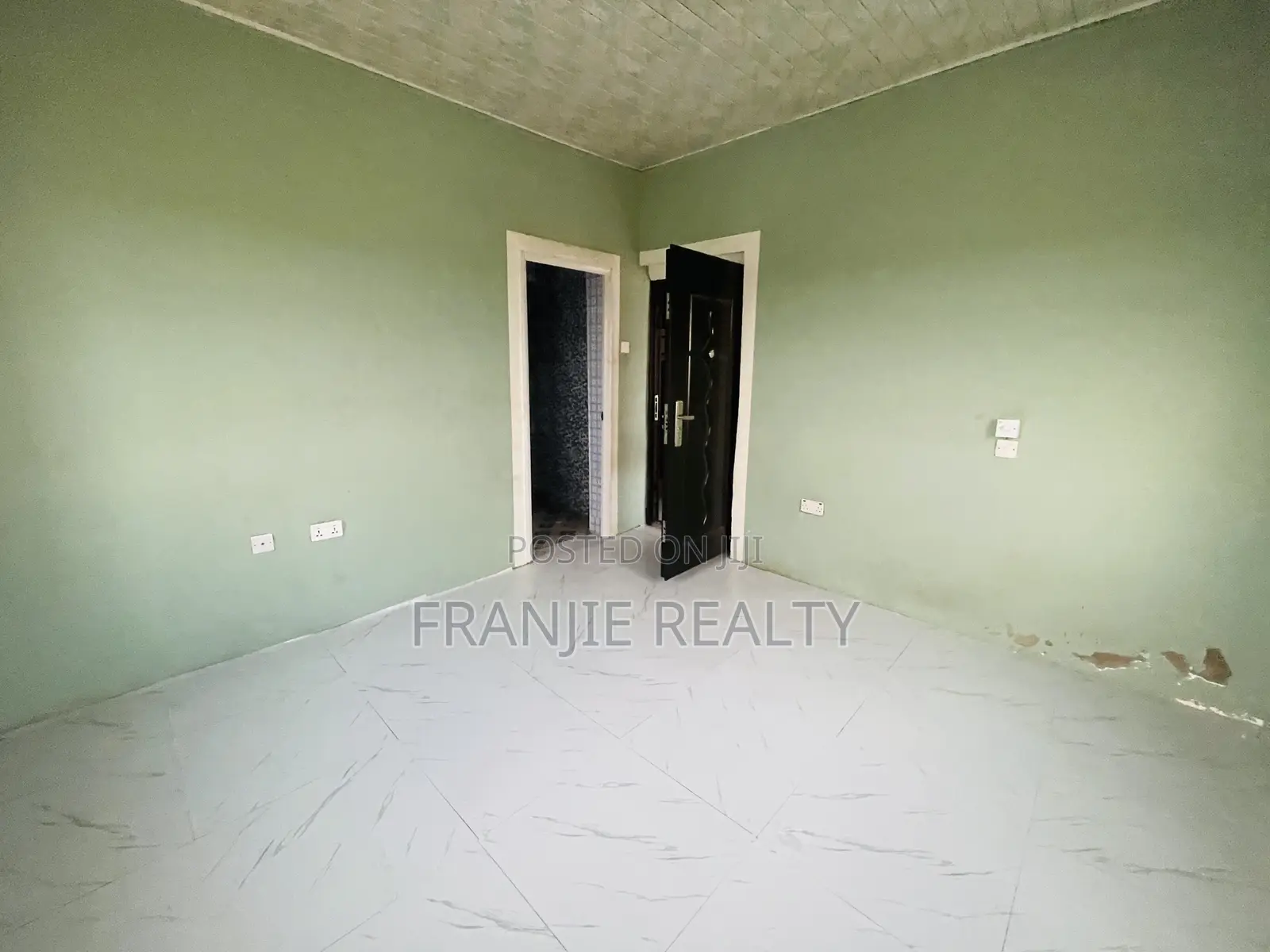5bdrm House in Franjie Realty, Kasoa for rent