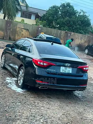 Hyundai Sonata Limited 2.0T Seban (2.0L 4cyl 6A) 2016 Black