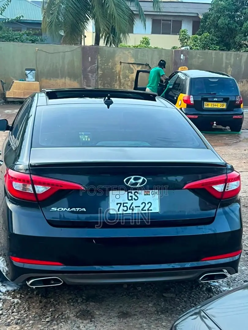 Hyundai Sonata Limited 2.0T Seban (2.0L 4cyl 6A) 2016 Black