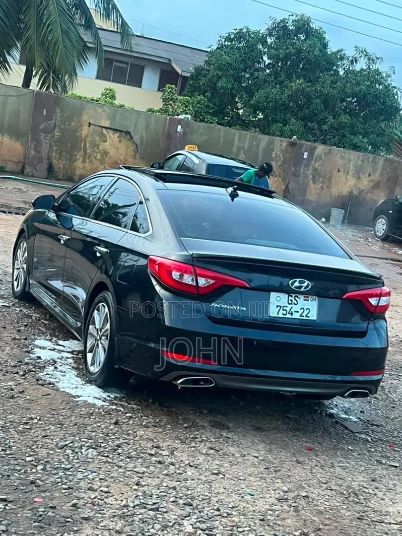 Hyundai Sonata Limited 2.0T Seban (2.0L 4cyl 6A) 2016 Black