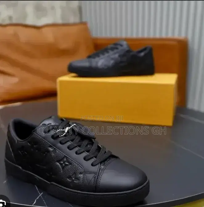 Authentic Louis Vuitton Match Up
