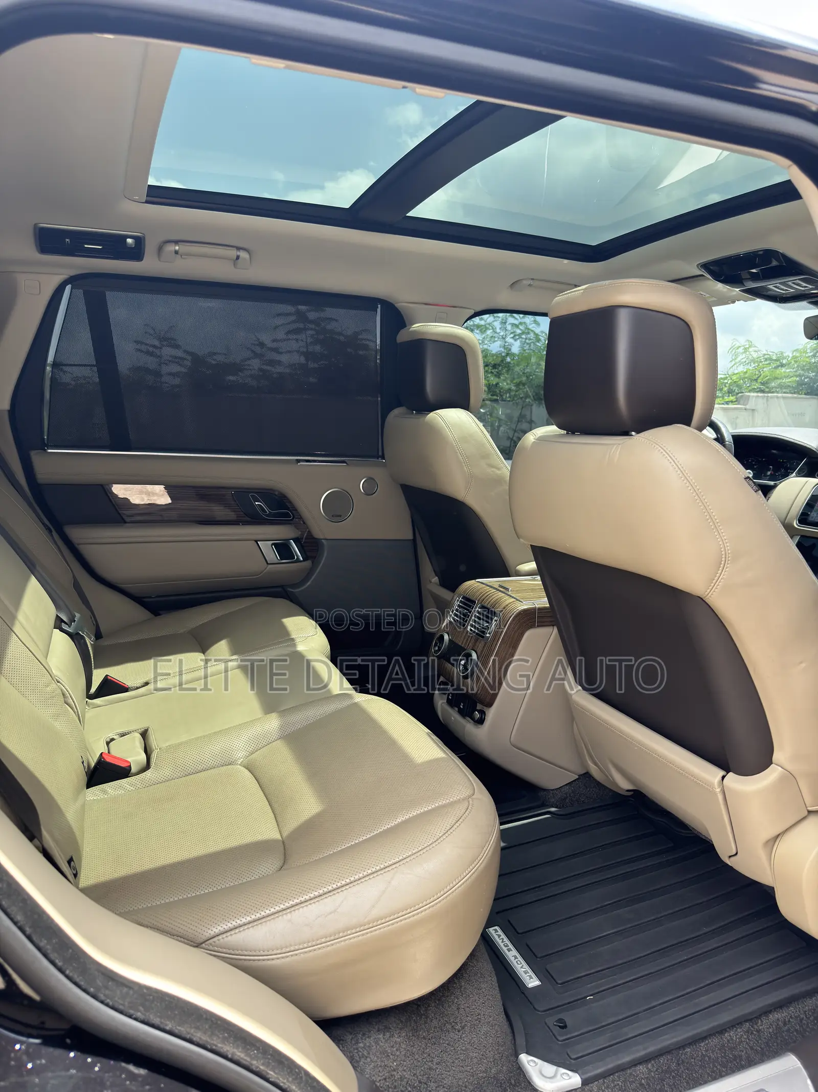 Land Rover Range Rover Vogue 2019 Black
