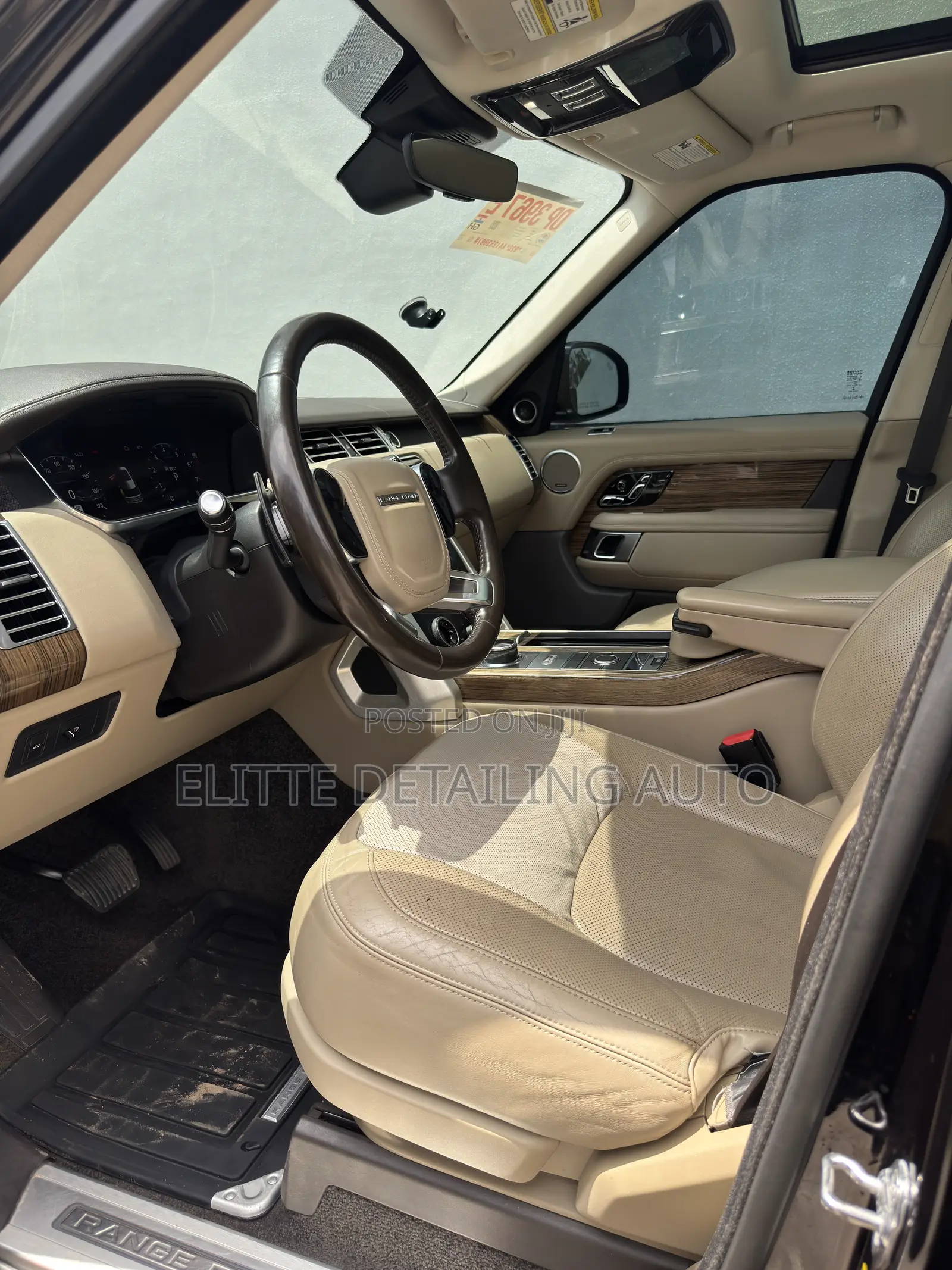 Land Rover Range Rover Vogue 2019 Black