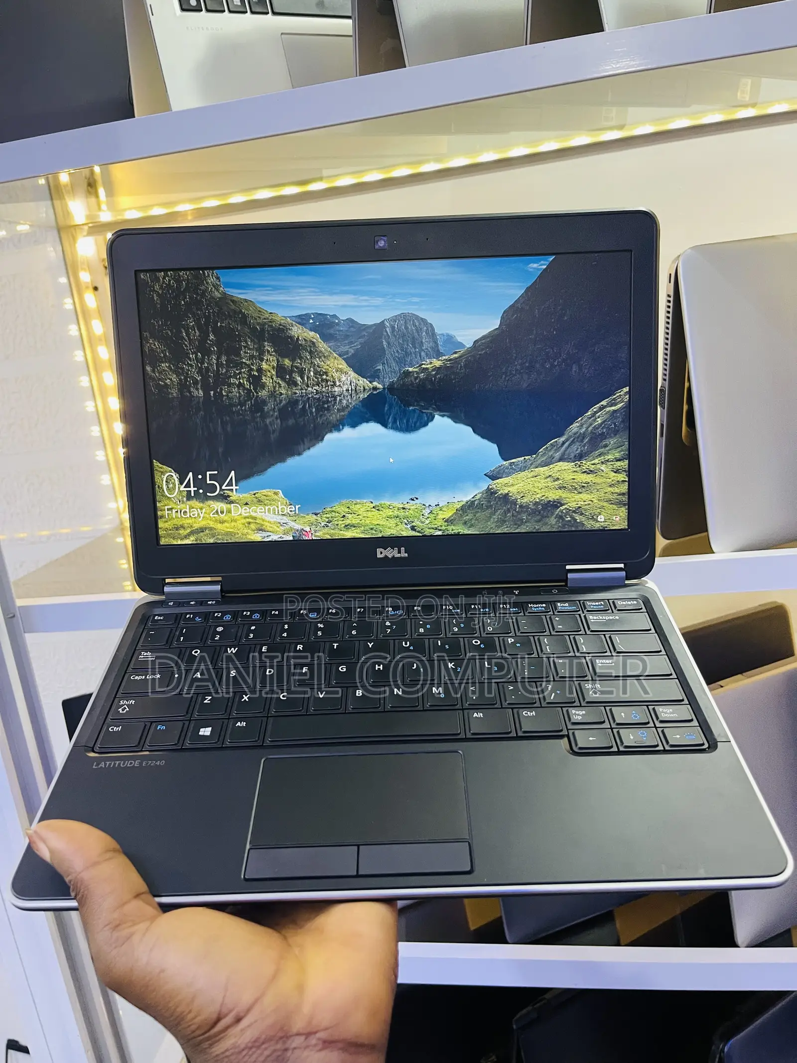 Laptop Dell Latitude E7240 8GB Intel Core i7 SSD 256GB