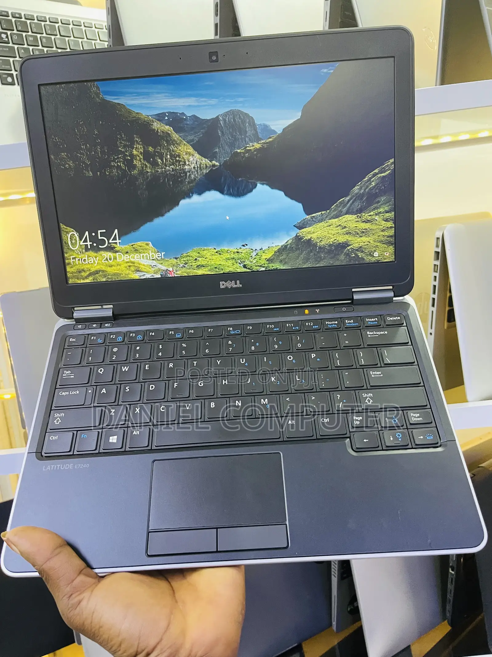 Laptop Dell Latitude E7240 8GB Intel Core i7 SSD 256GB