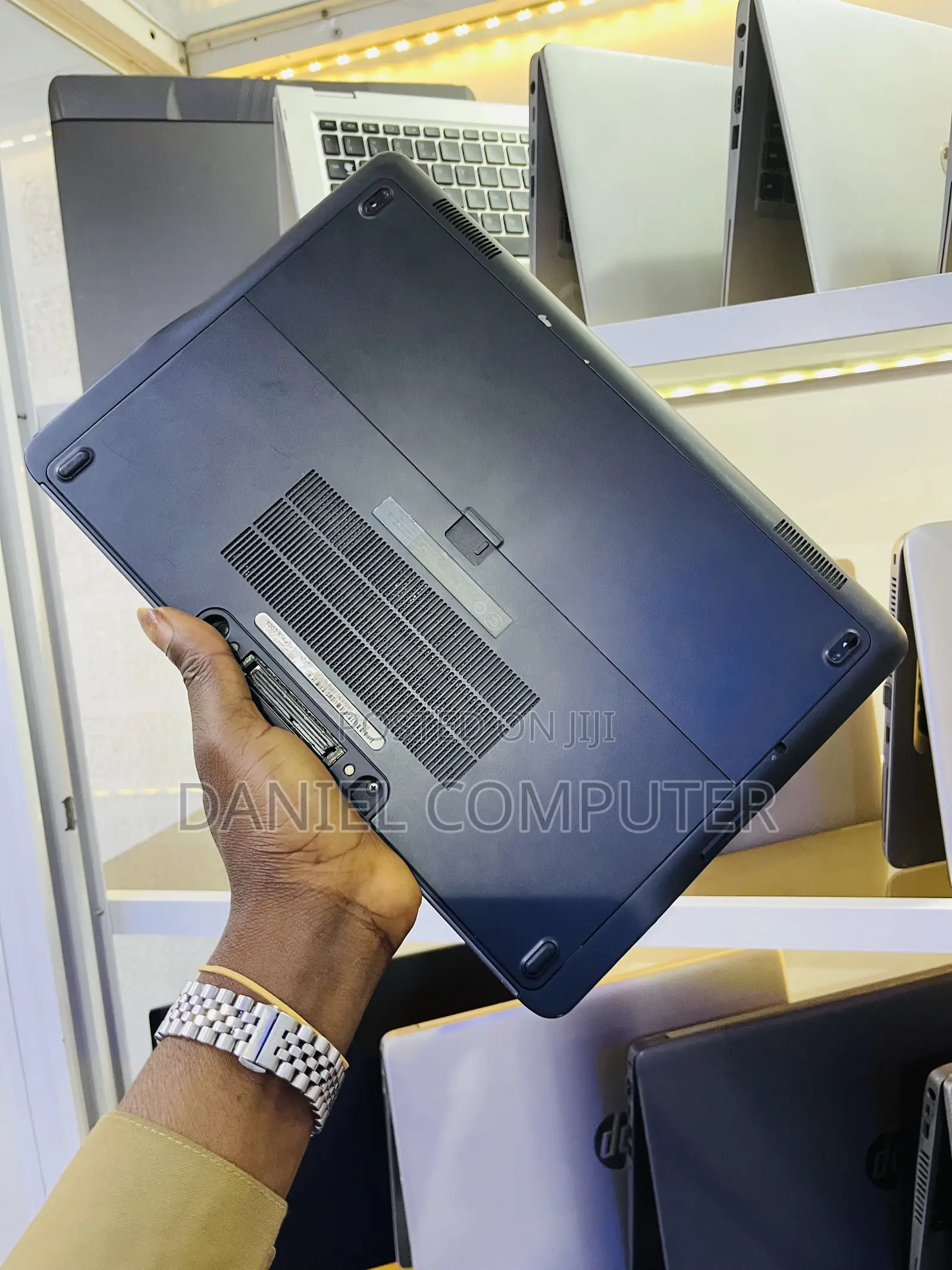 Laptop Dell Latitude E7240 8GB Intel Core i7 SSD 256GB