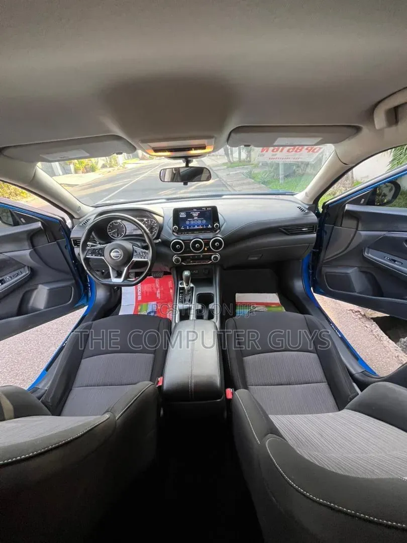 Nissan Sentra SV 2022 Blue